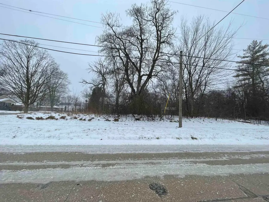 2310 Wilkins, Saginaw, MI 48601 - Image #2