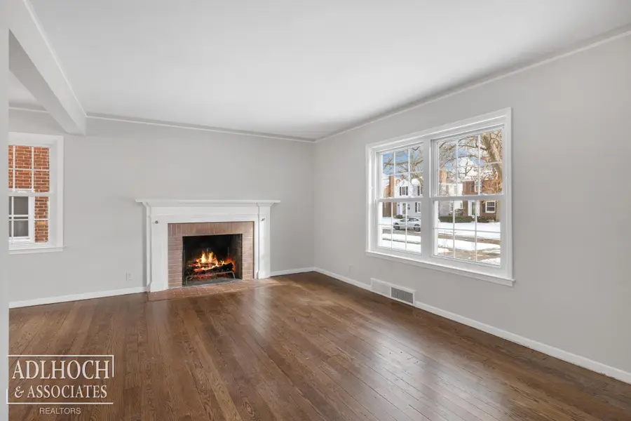 19201 Linville, Grosse Pointe Woods, MI 48236 - Image #3
