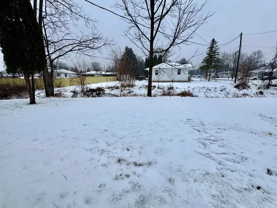 214 E 6th Street, Pinconning, MI 48650 - Image #3