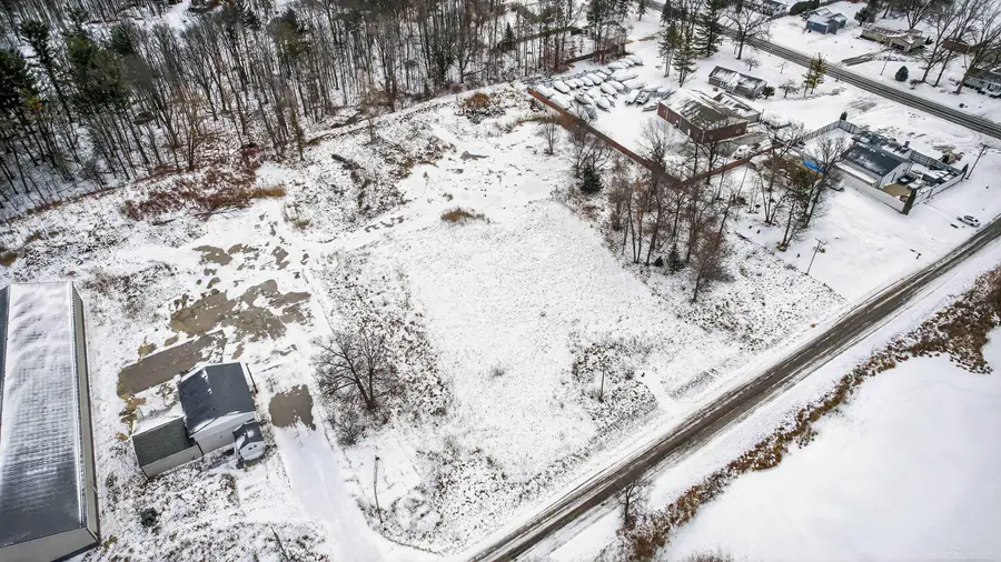 2469 2 Mile, Bay City, MI 48706 - #2