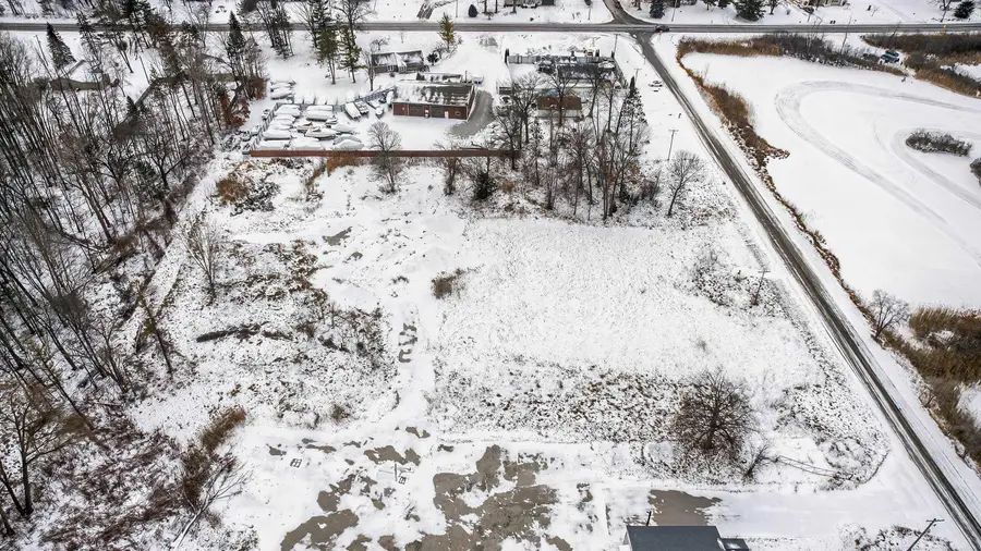 2469 2 Mile, Bay City, MI 48706 - #3