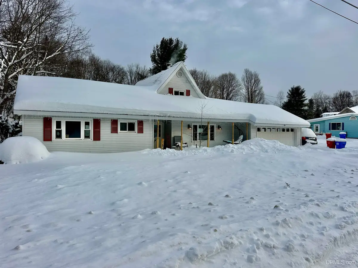 754 Cooper Lake, Ishpeming, MI 49849 - Image #1