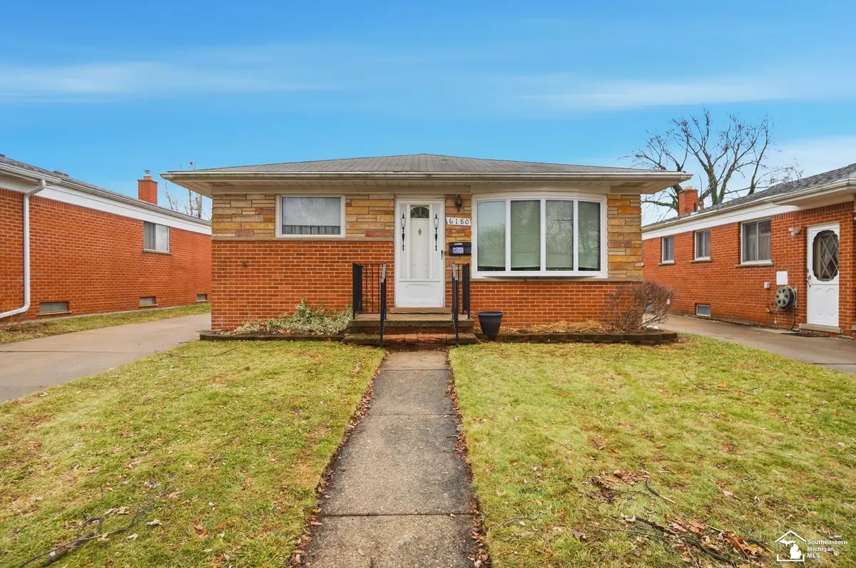 6180 Colonial, Dearborn Heights, MI 48127 - #1