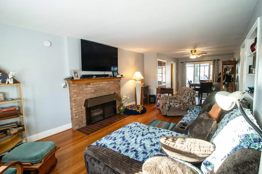 610 S Front, Chesaning, MI 48616 - #2