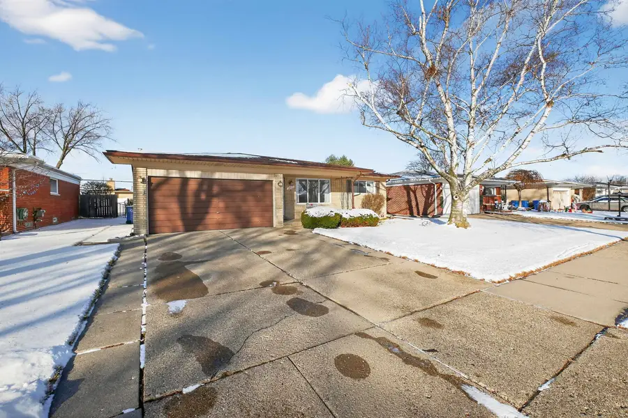 14515 Ivanhoe, Warren, MI 48088 - Image #2