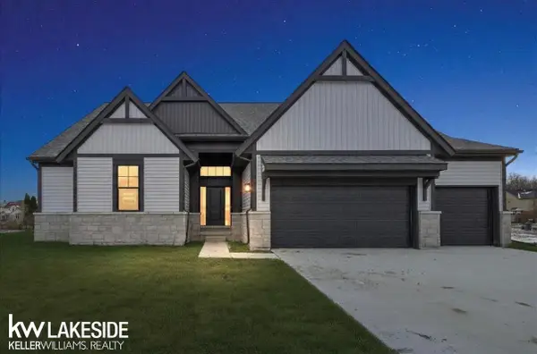 28324 Nadia, Chesterfield, MI 48047