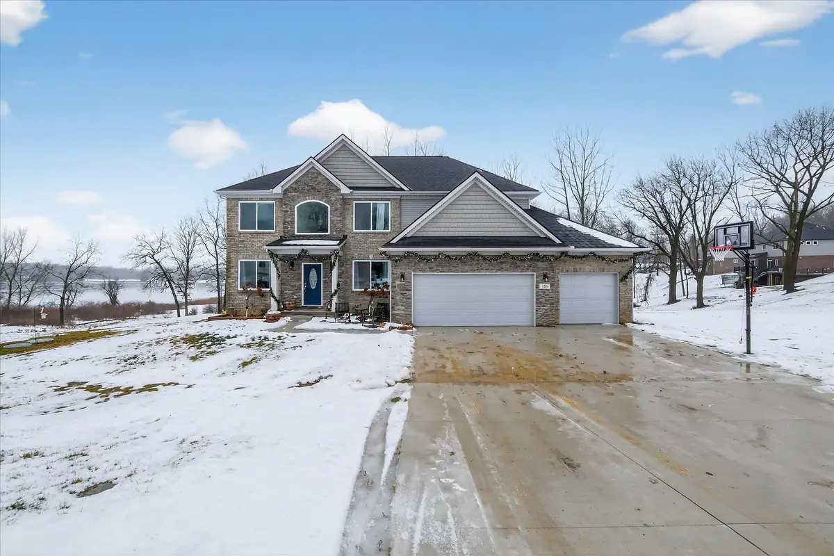 126 Parker, Ortonville, MI 48462 - Image #1