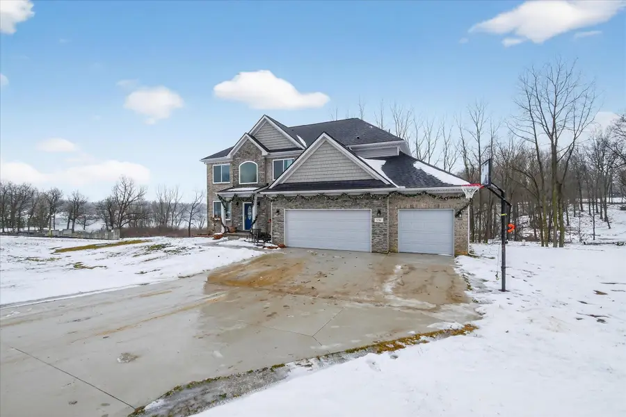 126 Parker, Ortonville, MI 48462 - Image #3