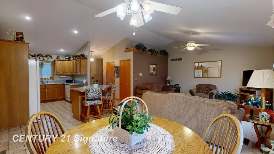 3399 E Stanley, Mount Morris, MI 48458 - Image #2