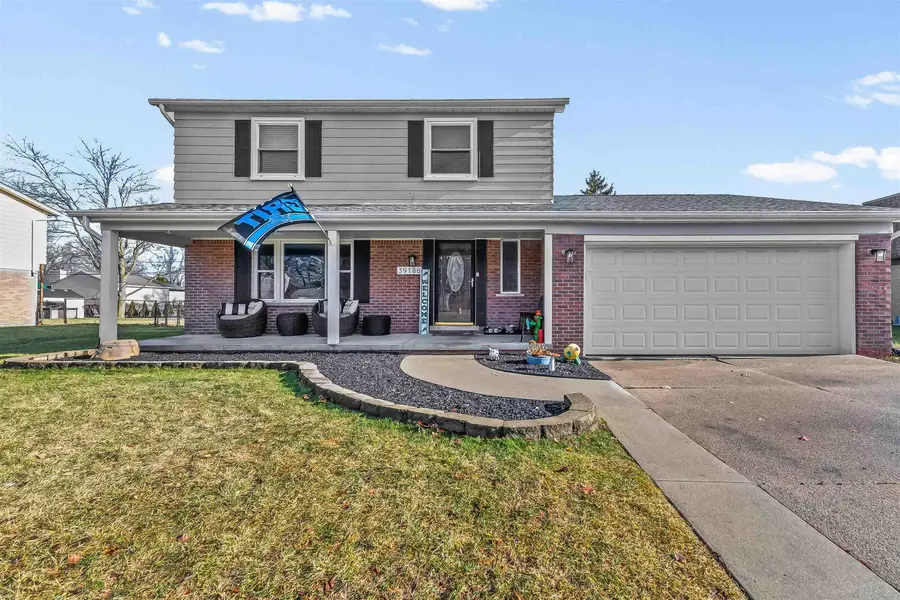 39188 N Blom, Harrison Township, MI 48045 - Image #2