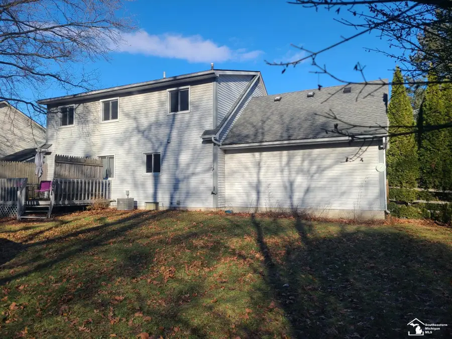 3823 Oldbury, Lambertville, MI 48144 - Image #2