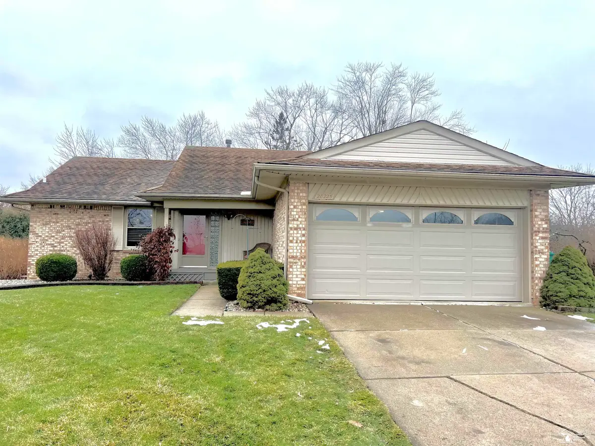 28225 Red Cedar, Brownstown, MI 48183 - #1