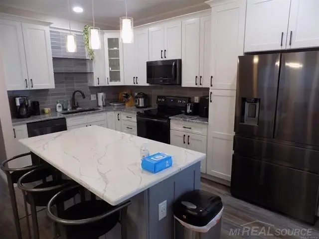 36225 Dominion, Sterling Heights, MI 48310 - Image #2