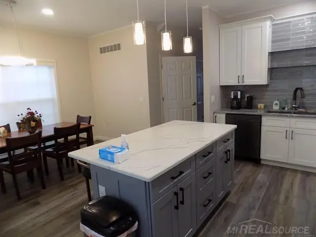 36225 Dominion, Sterling Heights, MI 48310 - Image #3