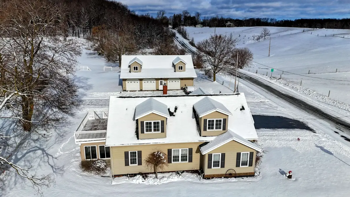 6987 E Beaverton, Clare, MI 48617 - Image #1