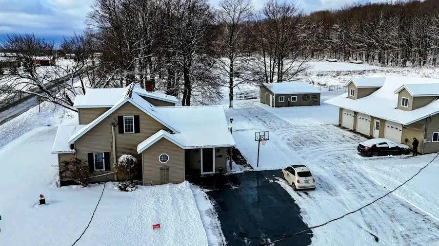 6987 E Beaverton, Clare, MI 48617 - Image #2