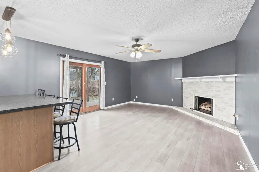 8675 Driftwood, Temperance, MI 48182 - Image #3