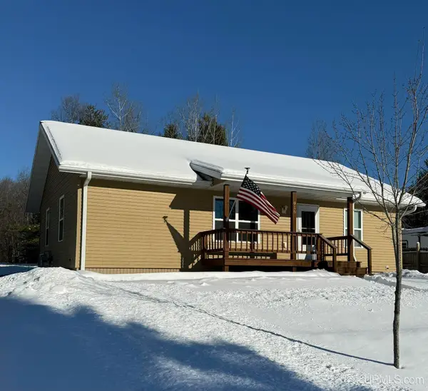 916 Coolidge, Kingsford, MI 49802