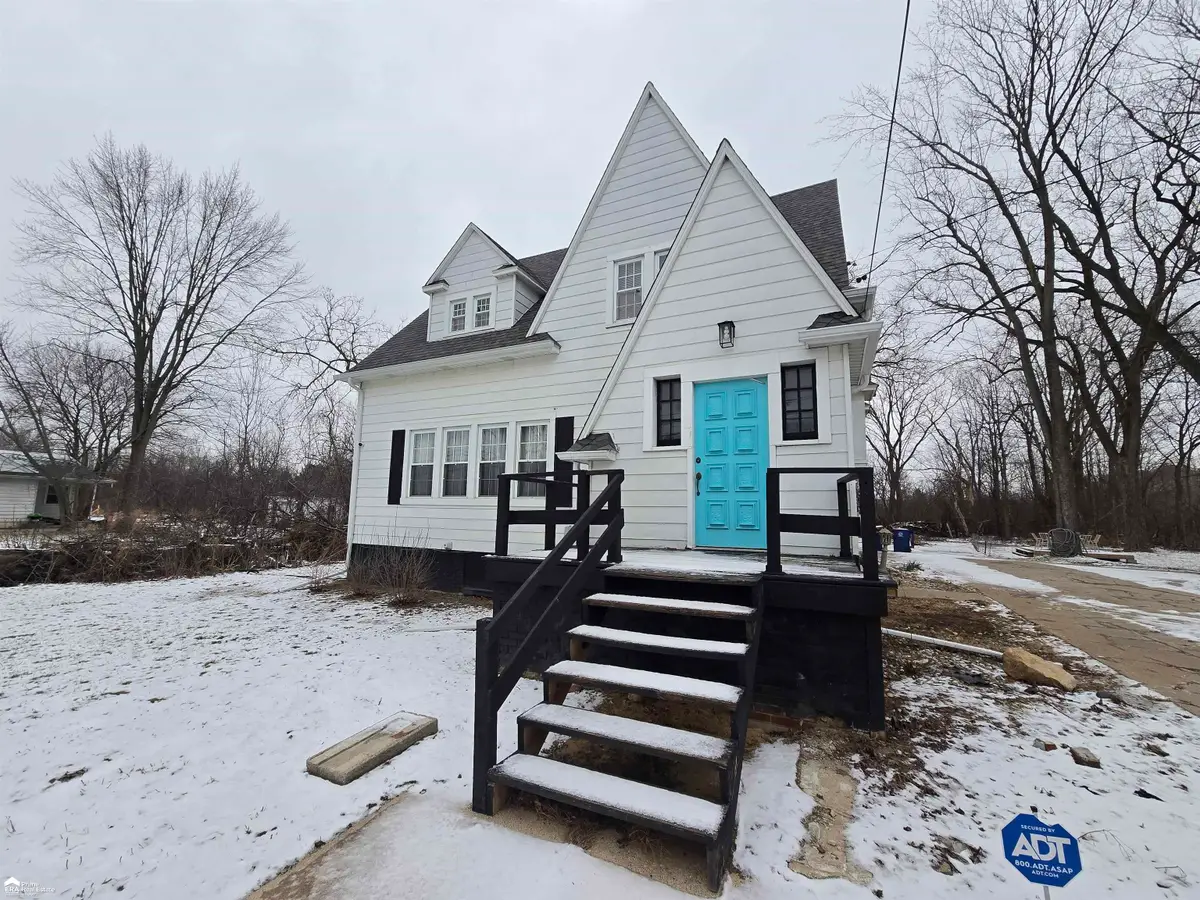 5303 Dixie, Saginaw, MI 48601 - Image #1