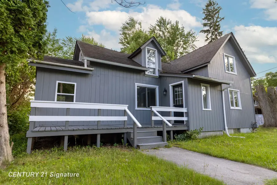 611 W 2nd, Pinconning, MI 48650 - Image #2