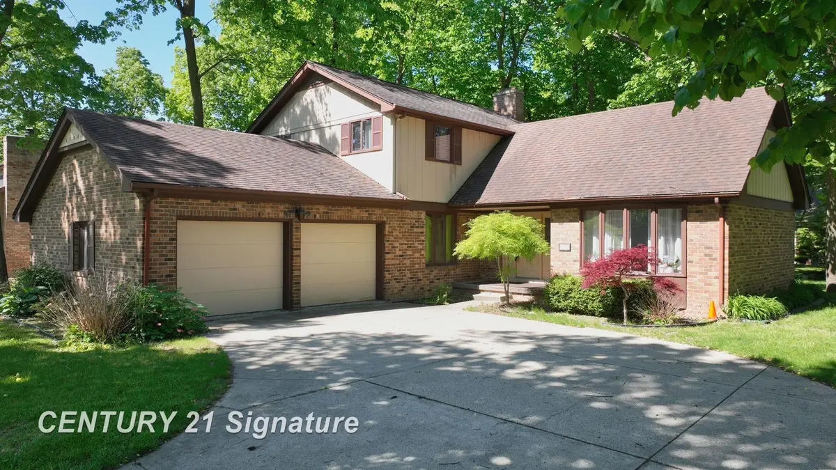2765 Clairmount, Saginaw, MI 48603 - #1