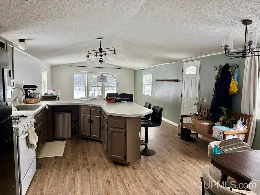 7896 O, Gladstone, MI 49837 - Image #3