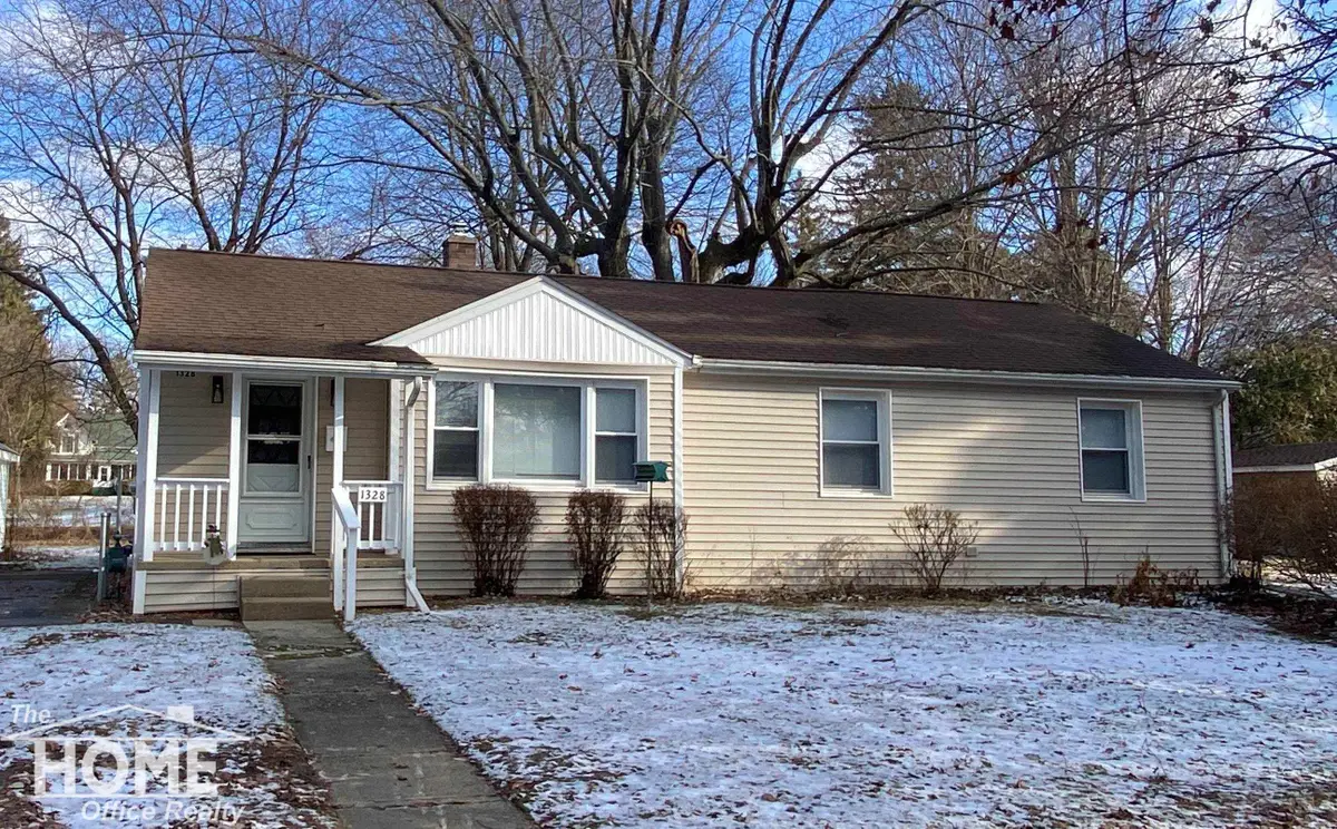 1328 N Ball, Owosso, MI 48867 - #1