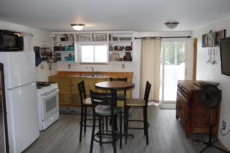 9545 Hughes, Harrison, MI 48625 - Image #2