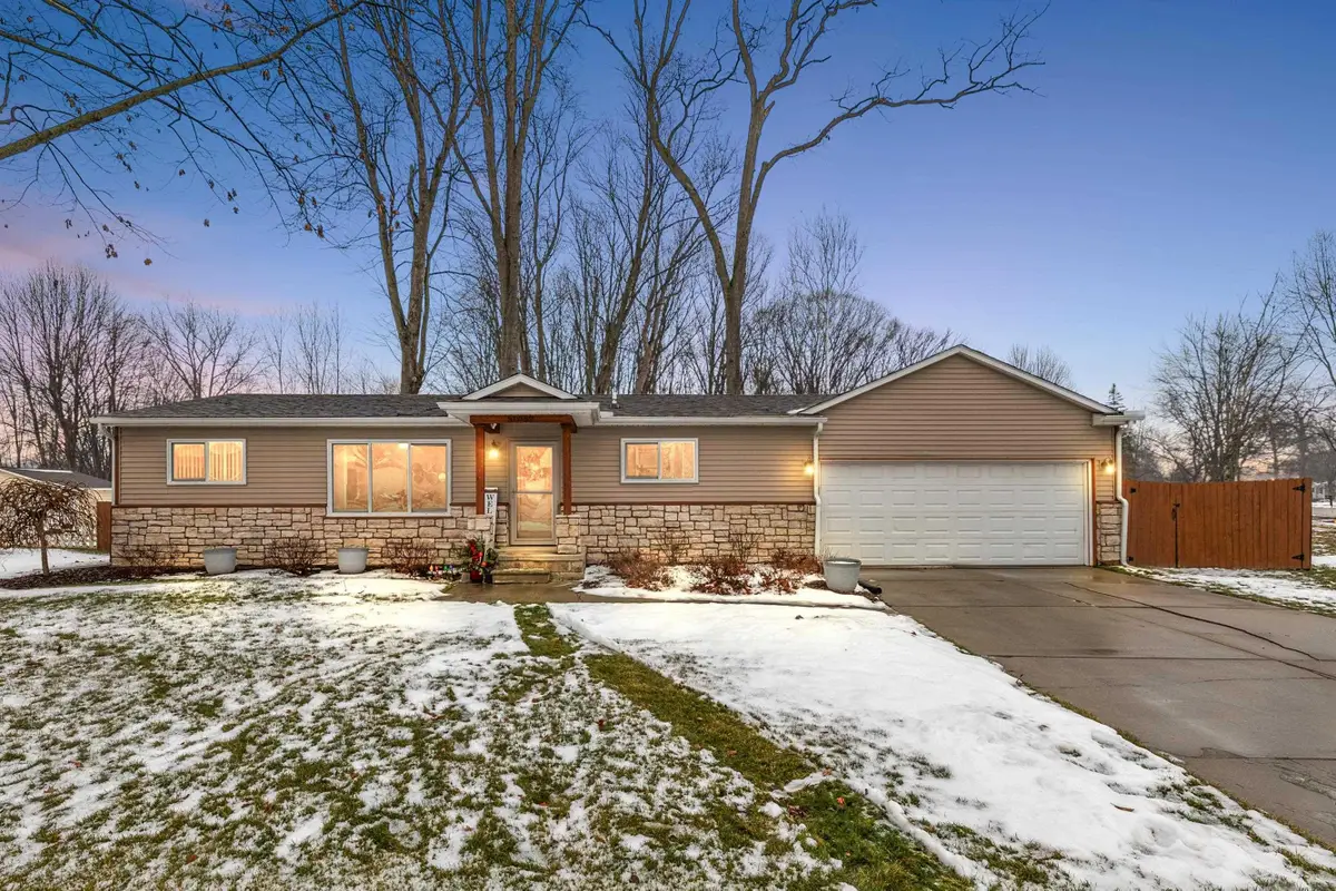 50752 Peggy, Chesterfield, MI 48047 - Image #1