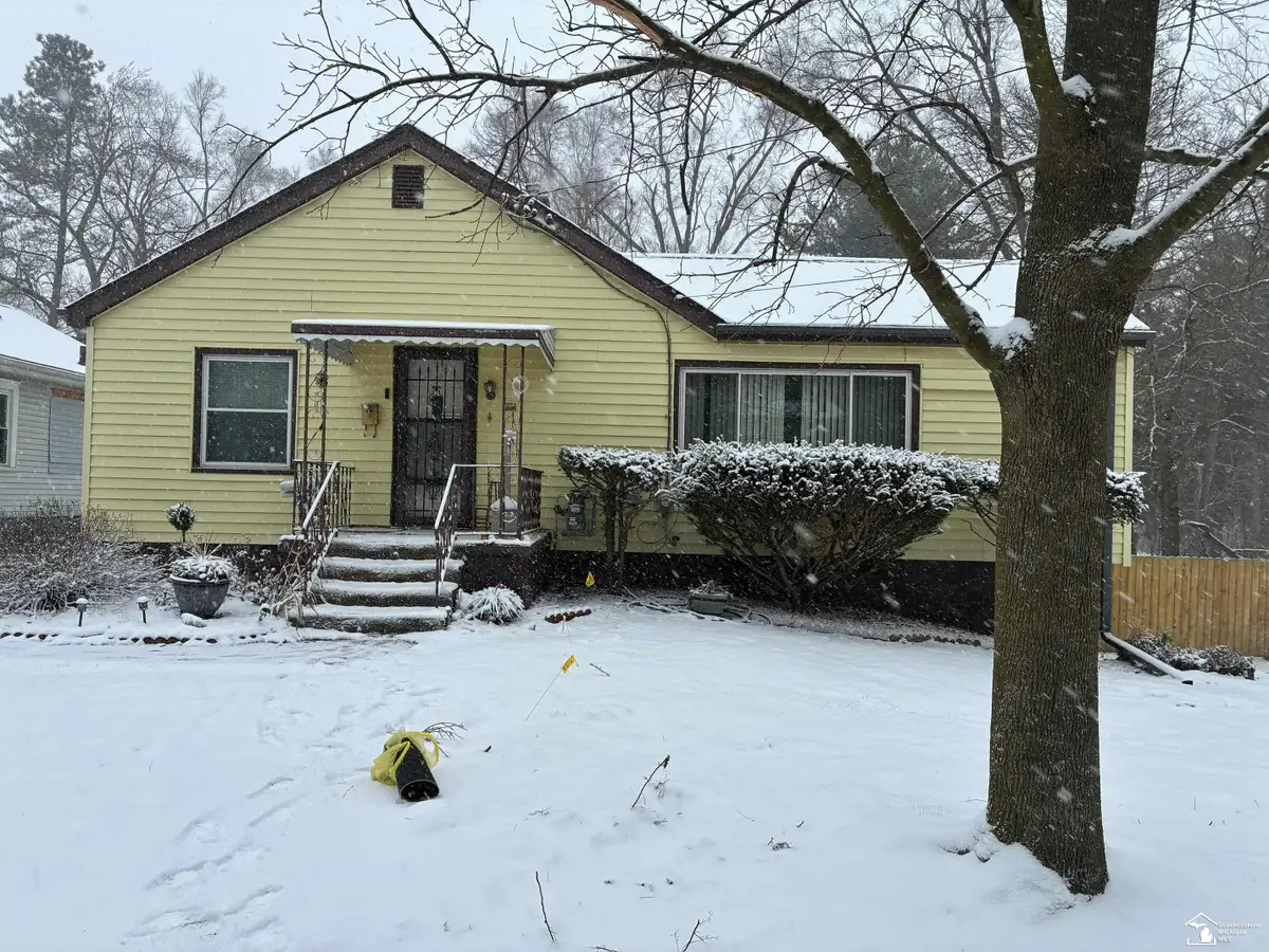 334 E Mansion, Jackson, MI 49203 - #1