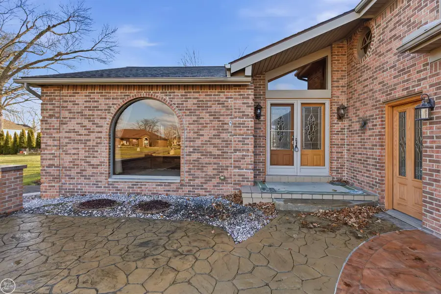 12366 Cone, Shelby Township, MI 48315 - Image #2