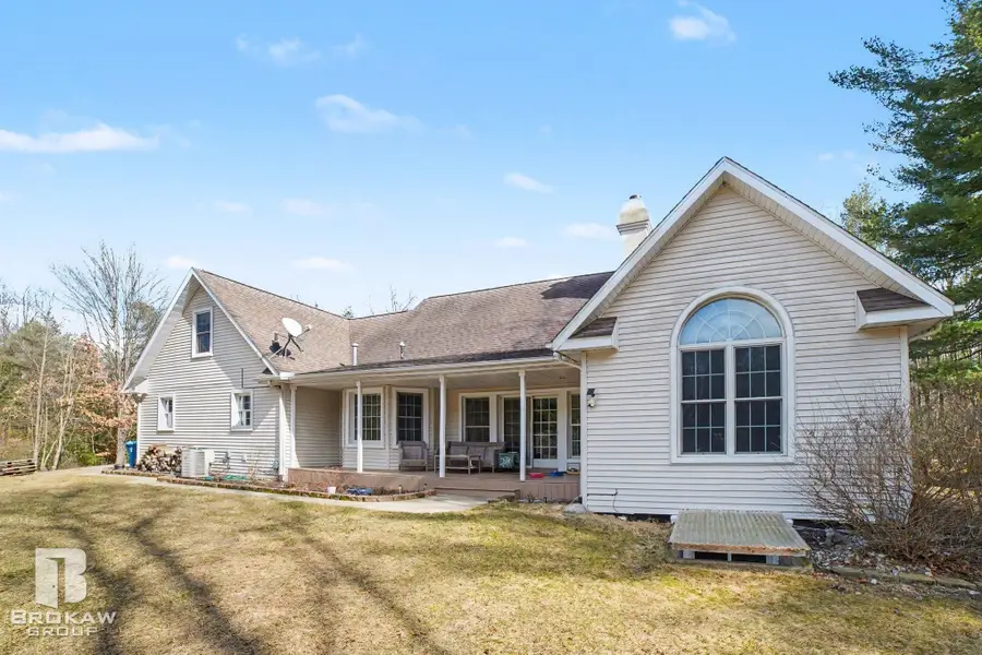 2910 Ginger, Coleman, MI 48618 - #3