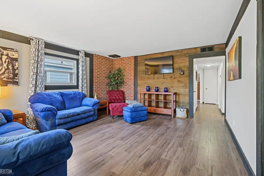 4993 Clippert, Dearborn Heights, MI 48026 - Image #3