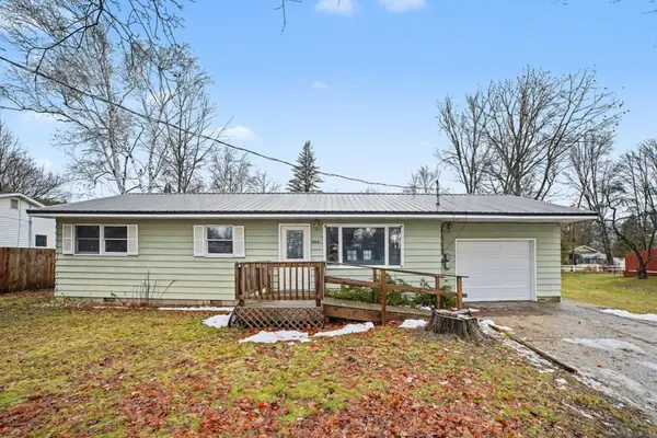 303 Orchard, Clare, MI 48617