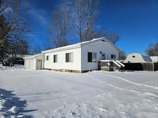 536 Balsam, Kingsford, MI 49802