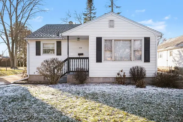 1312 Hine, Bay City, MI 48708