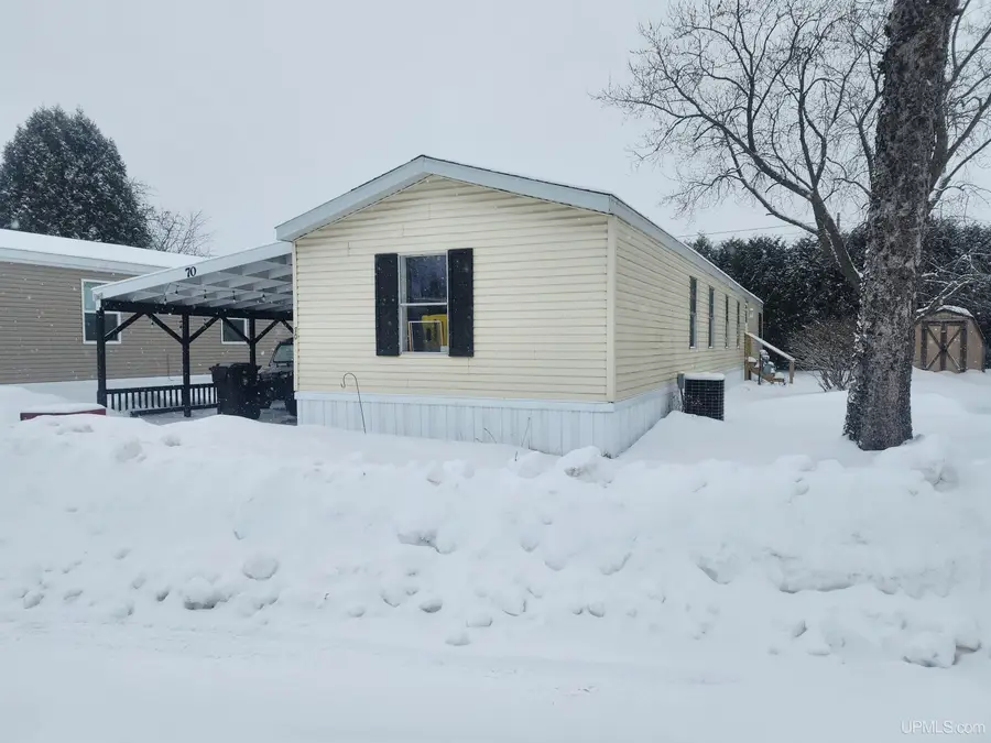 1401 N 23rd, Escanaba, MI 49829 - Image #2