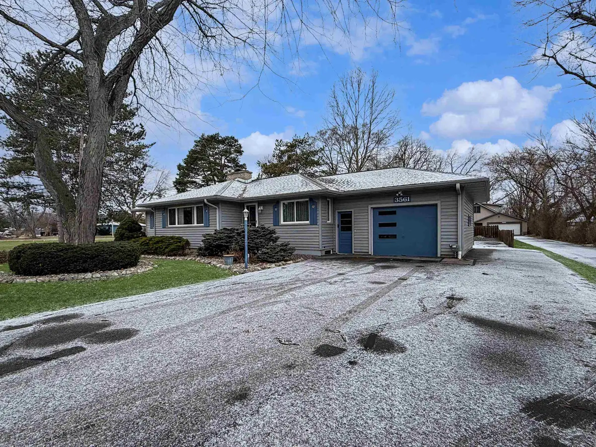 3561 Kawkawlin River, Bay City, MI 48706 - Image #1