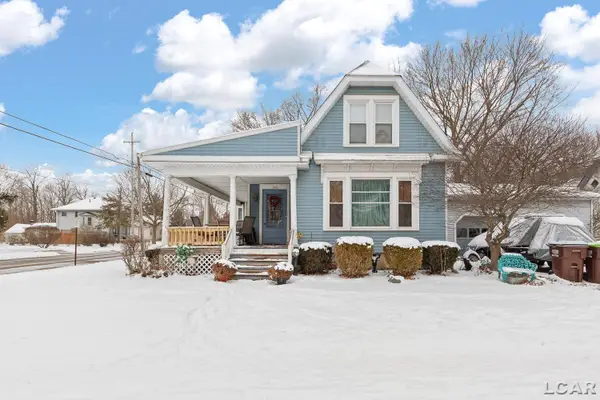 1006 College, Adrian, MI 49221