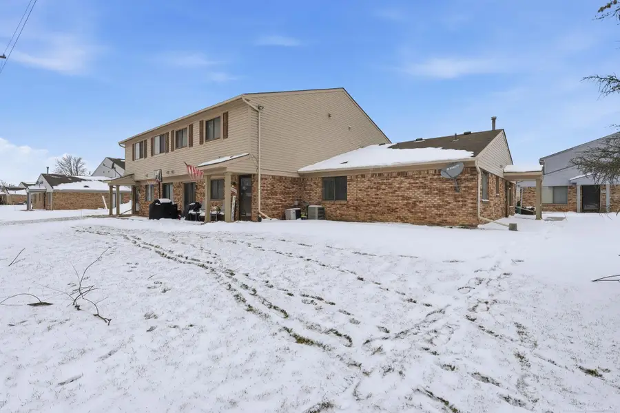 50010 S Angelo, New Baltimore, MI 48047 - Image #2