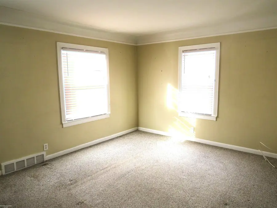 21601 Kramer, Saint Clair Shores, MI 48080 - #3