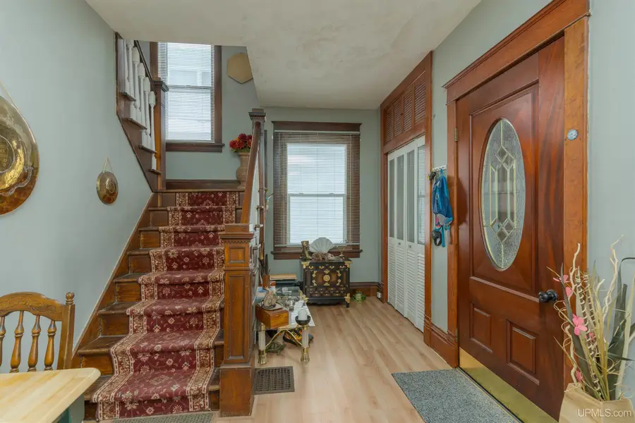 423 Blossom, Iron River, MI 49935 - Image #2