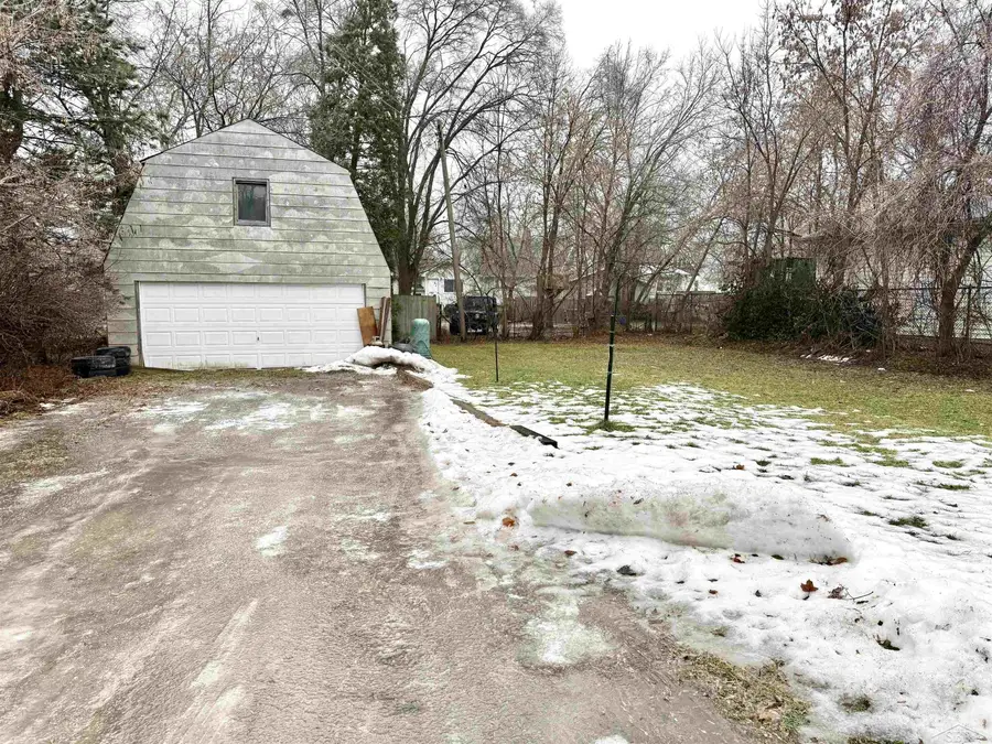 2125 State, Saginaw, MI 48602 - Image #3