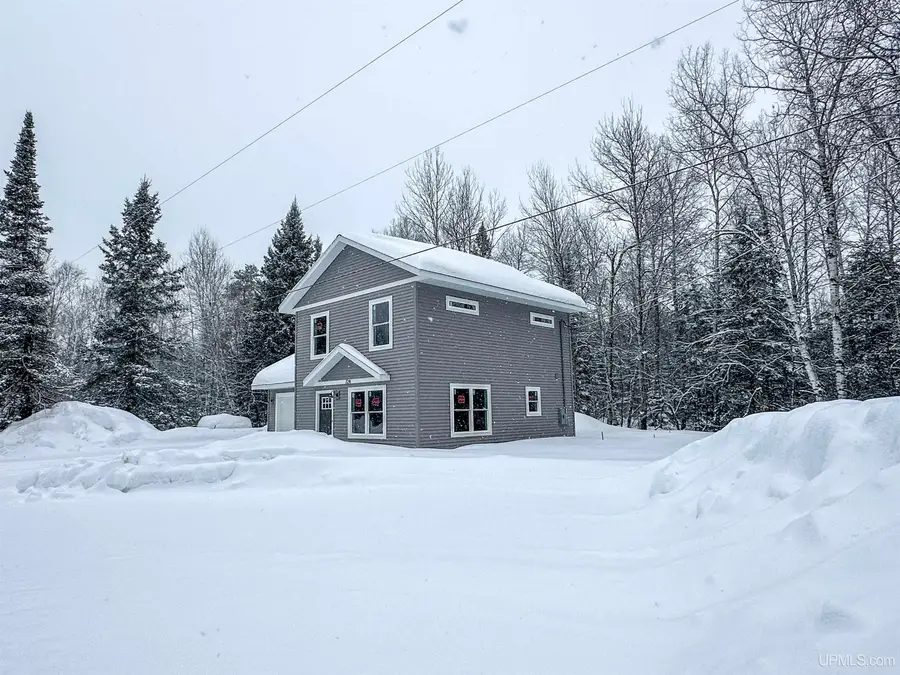 724 N Horseshoe Lake, Gwinn, MI 49841 - Image #2