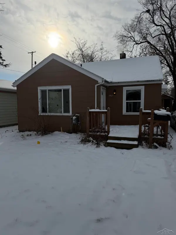1907 Morgan, Saginaw, MI 48602