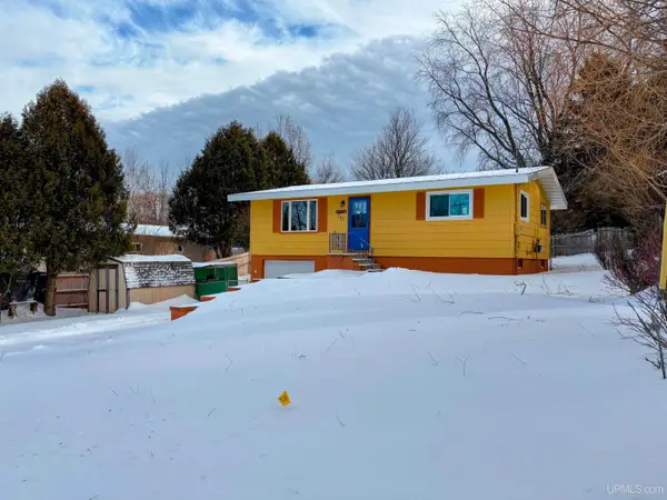 753 Anderson, Marquette, MI 49855