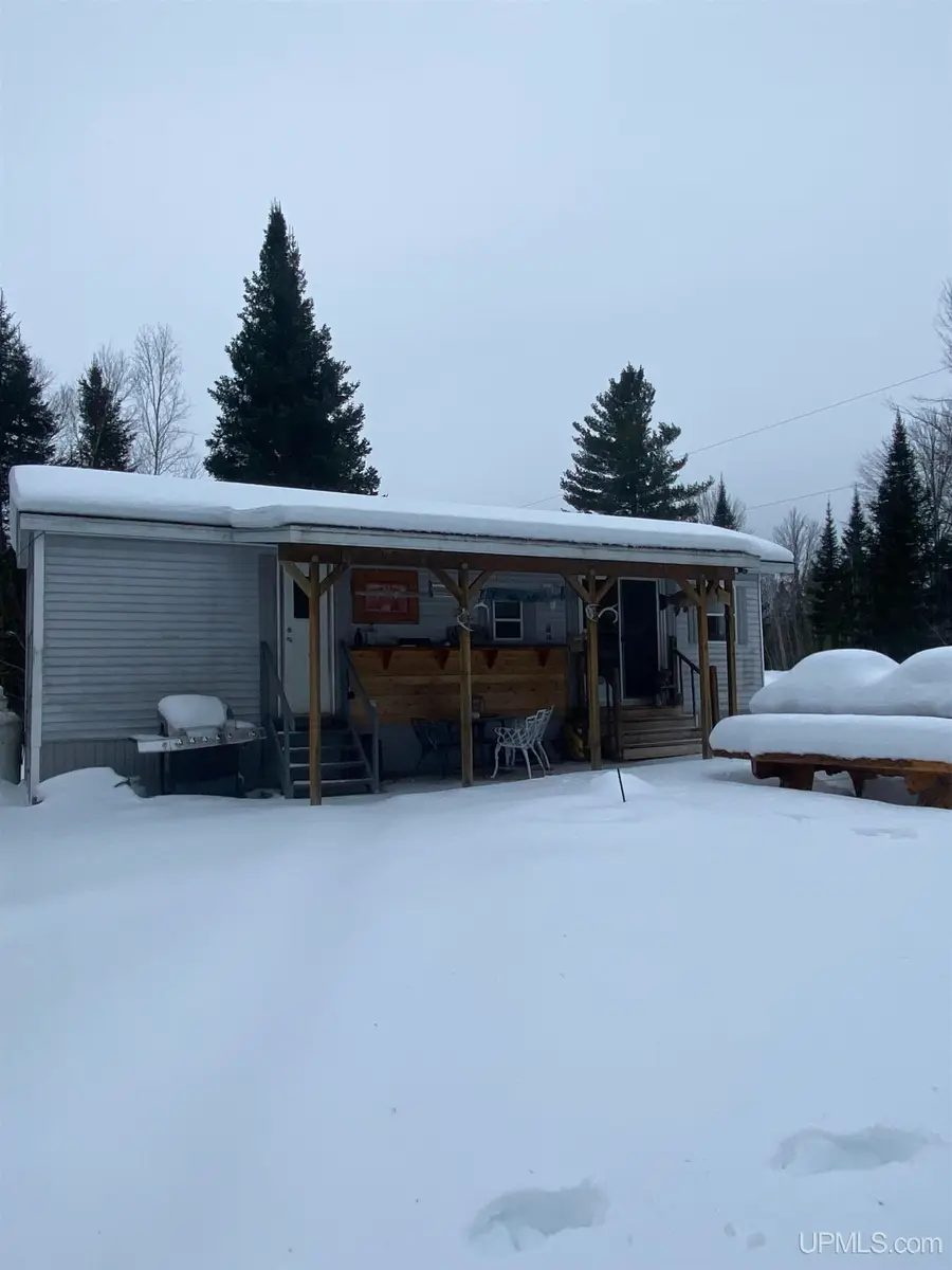 4340 Thompson, Commonwealth, WI 54121 - Image #3