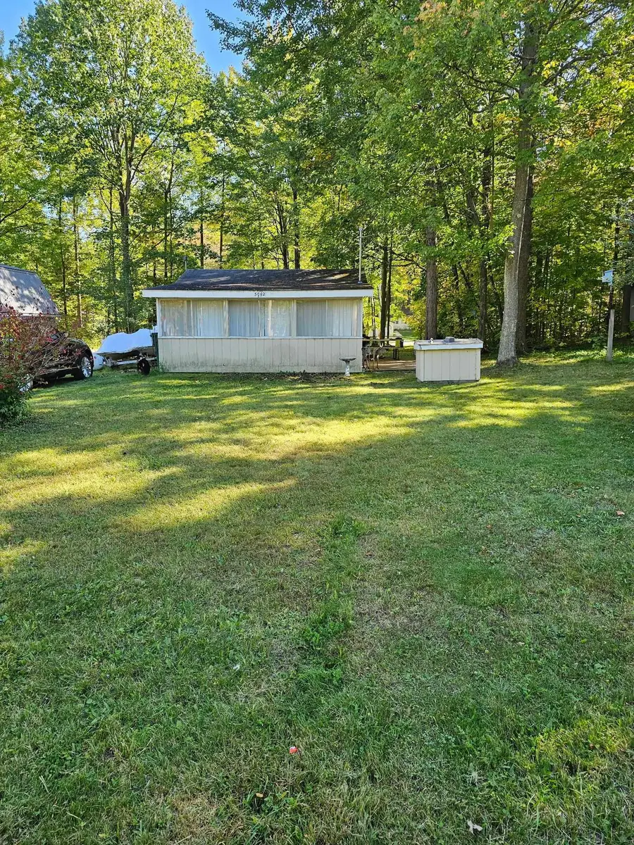 5042 Wedgewood, Harrison, MI 48625 - Image #2