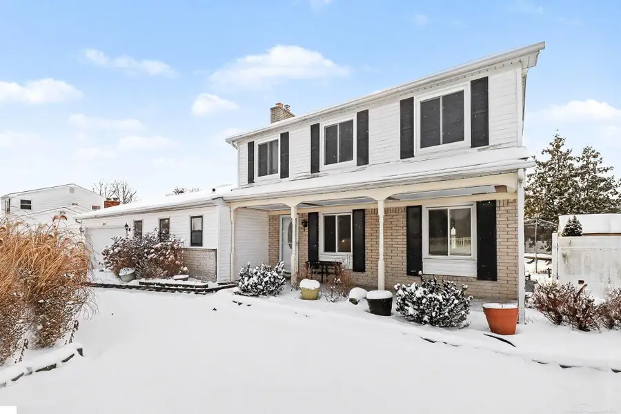 28931 W 11 Mile, Farmington, MI 48336 - #2