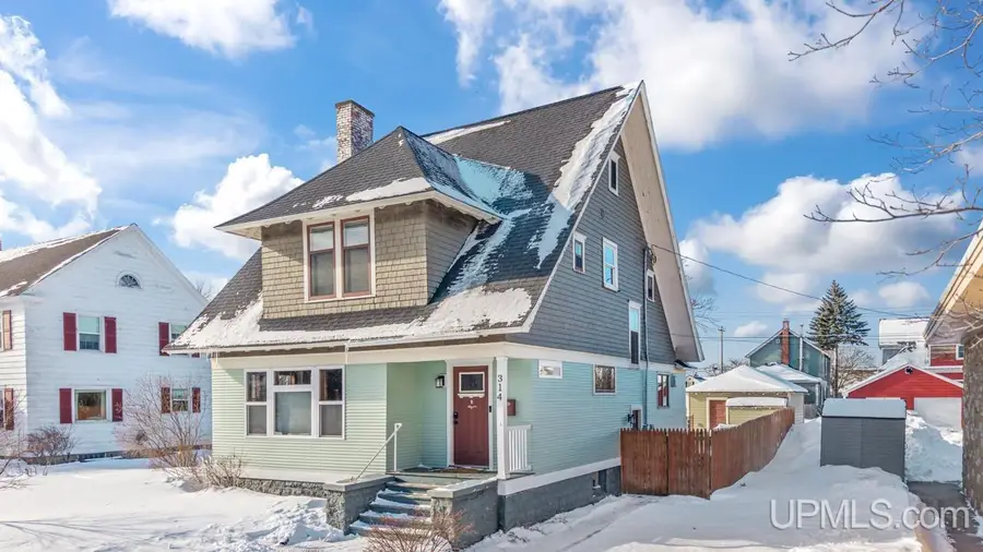 314 S 6th, Escanaba, MI 49829 - Image #2